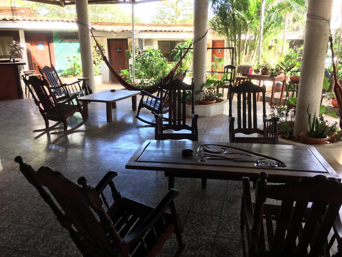 Pura Vida Hostel ตามารินโด ภายนอก รูปภาพ
